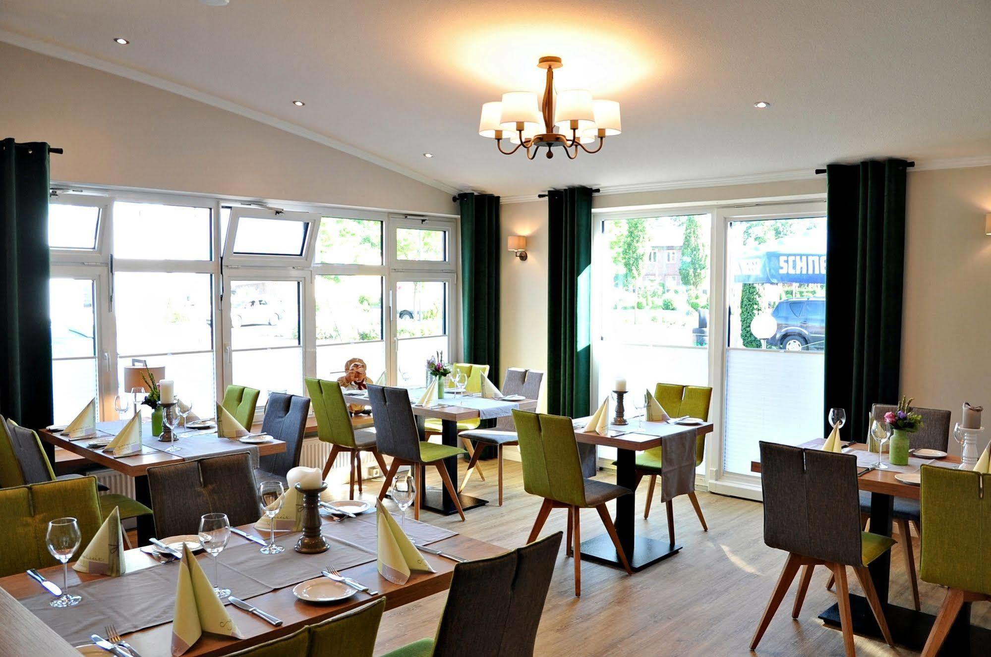 Hotel Restaurant Buergerklause Tapken Garrel Eksteriør billede